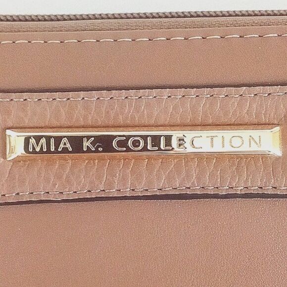 Womens NWOT MIA K. COLLECTION Stylish Tan Leather Wallet - Picture 3 of 3